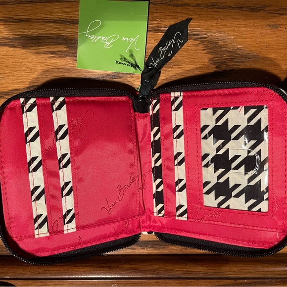 VERA BRADLEY FLORAL Wallet - Picture 3 of 6